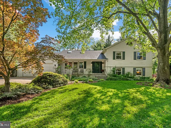 7328 Centennial Rd, Rockville, MD 20855