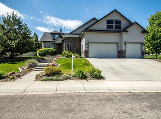 445 E Fallingbranch Dr, Meridian, ID 83642