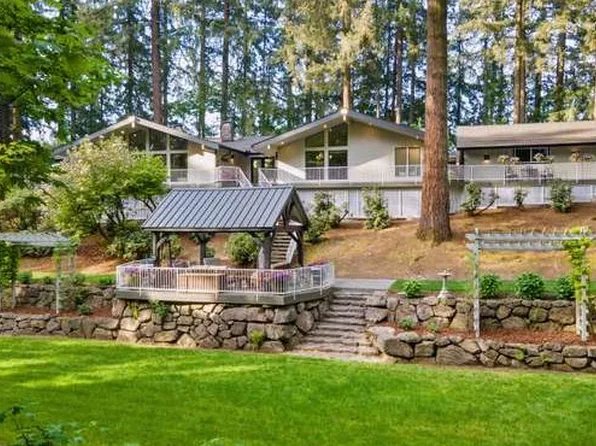 12410 NW 11th Ct, Vancouver, WA 98685