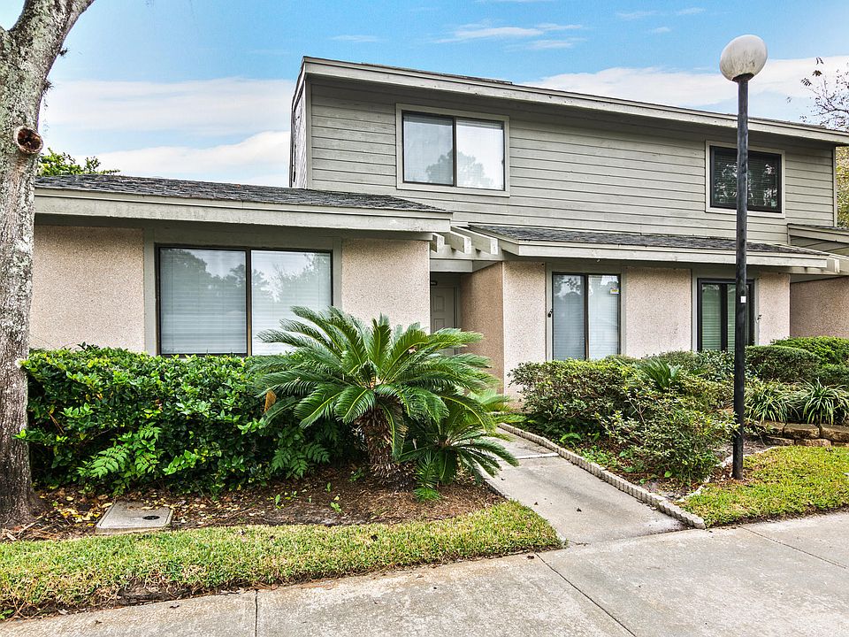 1st image of 7701 Baymeadows Cir W APT 1125
