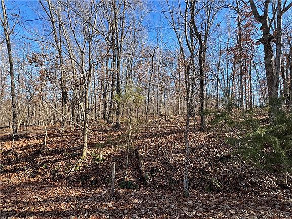 3rd image of Kent Ln #10