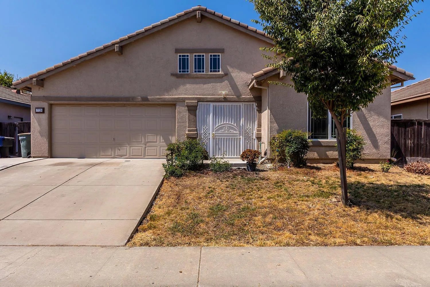 7728 Manorside Dr photo 1