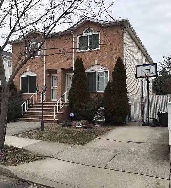1st image of 157 Liberty Ave