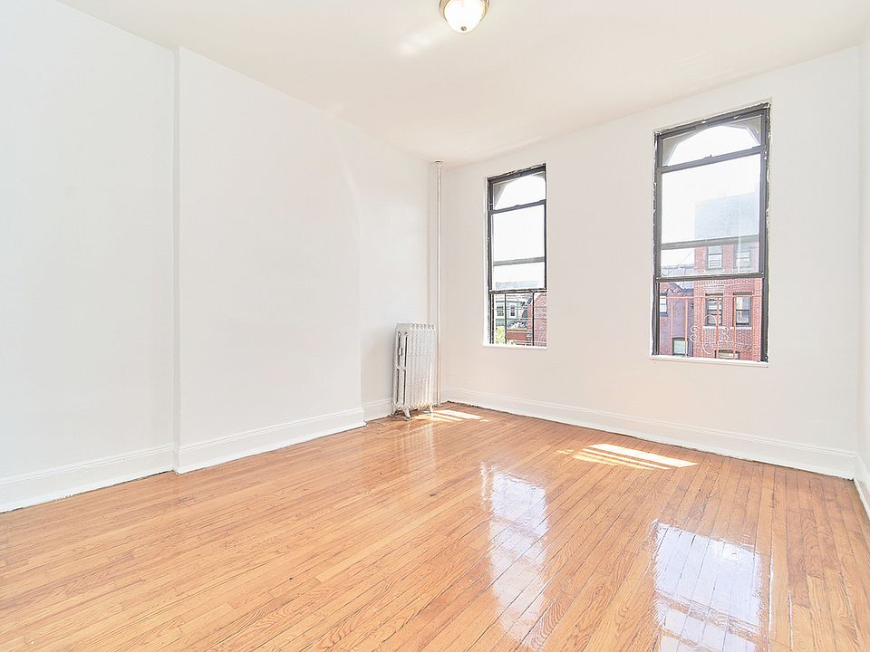 1st image of 1697 Amsterdam Ave #44