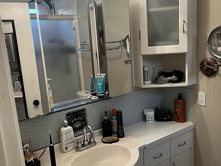 242 E Campus View Dr — Photo 6