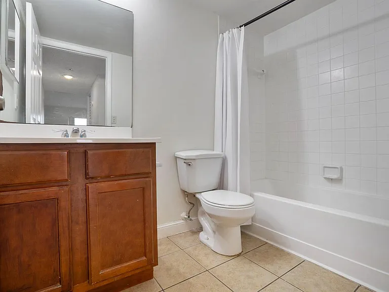 7640 Westwood Dr #411 — Photo 22