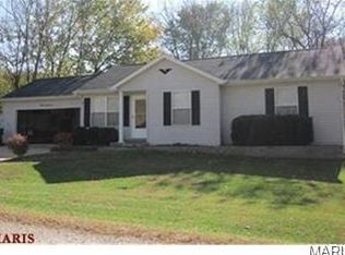 17 Osage Dr, Eureka, MO 63025