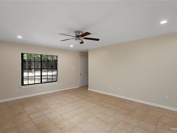 2nd image of 1921 S 8th St APT 9