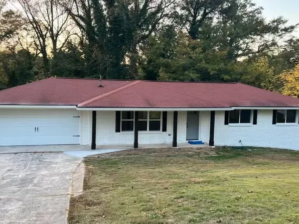 2534 Creekview Dr SW, Marietta, GA 30008