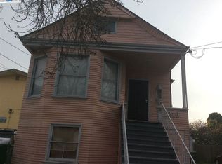 1216 Haskell St, Berkeley, CA 94702