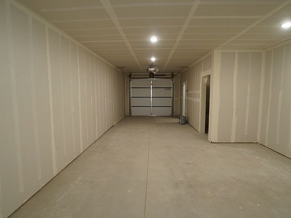 4th image of 1570 S 150 W