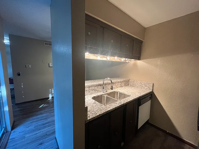 822 Cardinal Creek Blvd — Photo 13