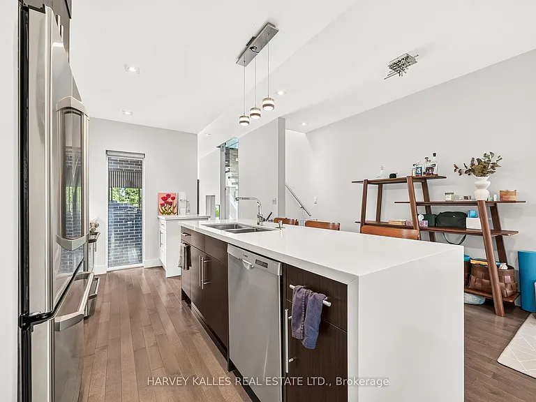 235 Cedarvale Ave — Photo 13