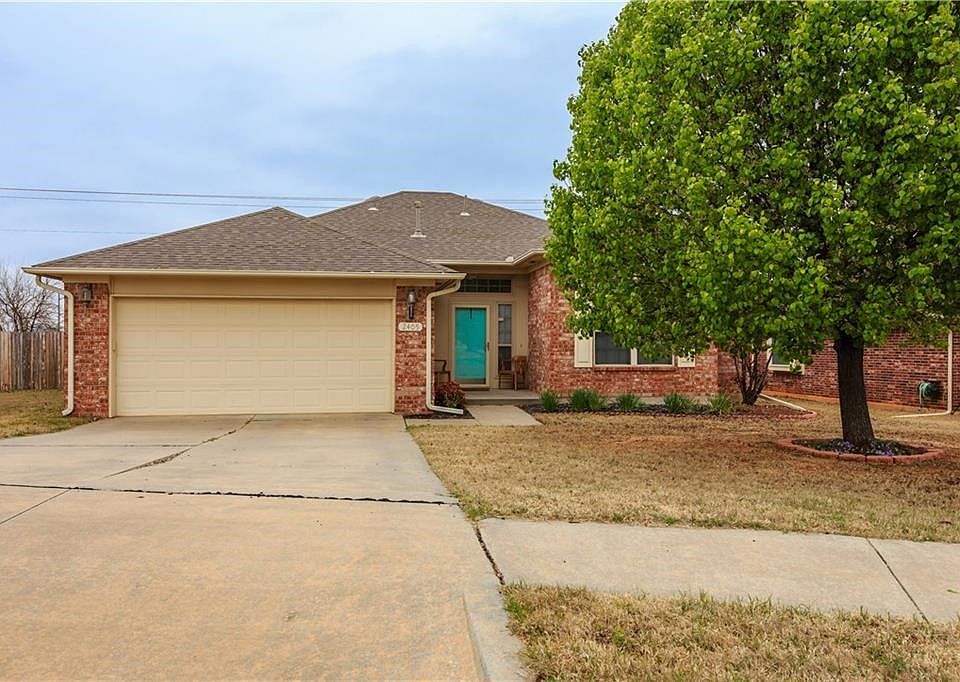 1st image of 2405 Broadwell Oaks Dr