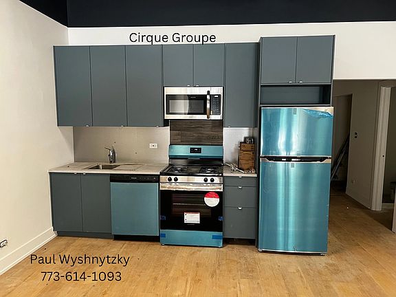 3rd image of 2302 W Chicago Ave #1