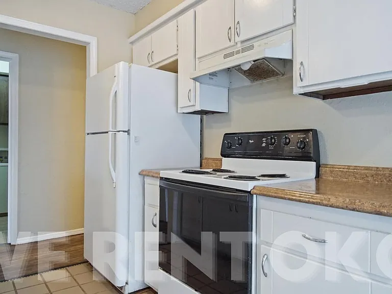 6415 N Peniel Ave — Photo 12