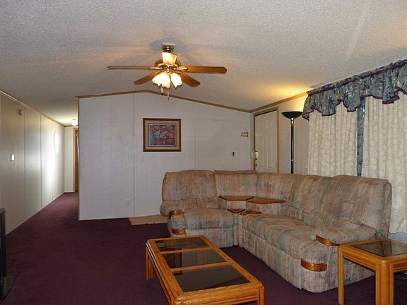 4th image of 218 Osprey Ln