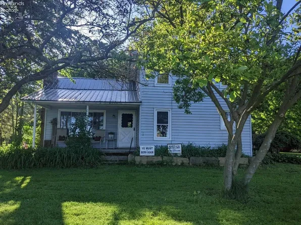 5226 N State Route 60, Wakeman, OH 44889