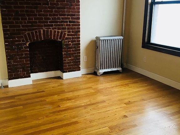 2nd image of 471 Lenox Ave APT 4N