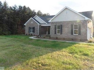 8460 Austin Hill Ln, Tobaccoville, NC 27050