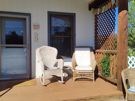2nd image of 1755 Harding Rd