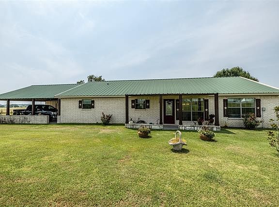 2nd image of 1590 County Road 1560