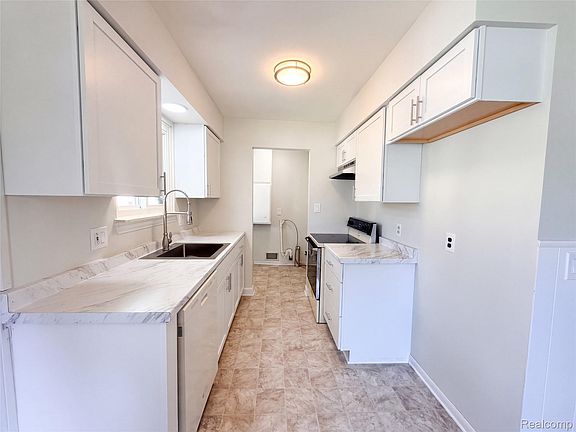 2nd image of 29345 Sheeks Blvd S