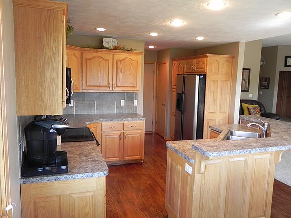 5th image of 8011 S 167th St