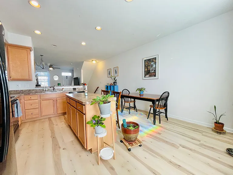 127 Streamview Dr — Photo 19