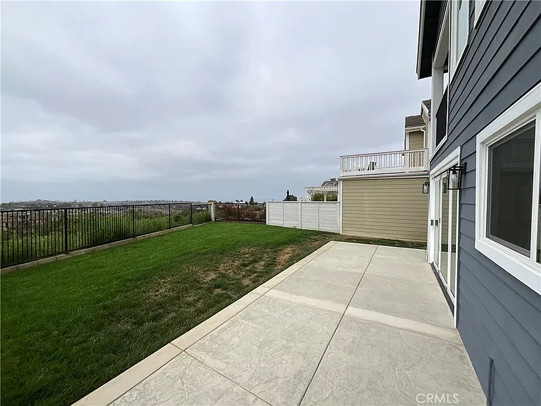 22 Byron Close — Photo 26