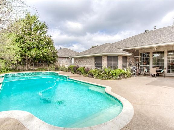 2nd image of 1264 Cross Creek Dr