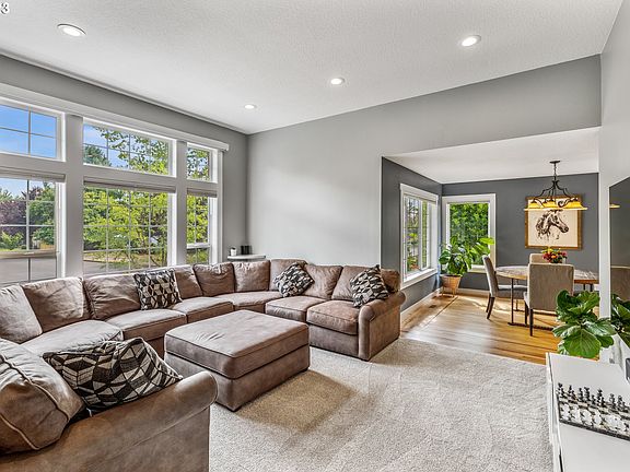 5th image of 17712 SE 37th St