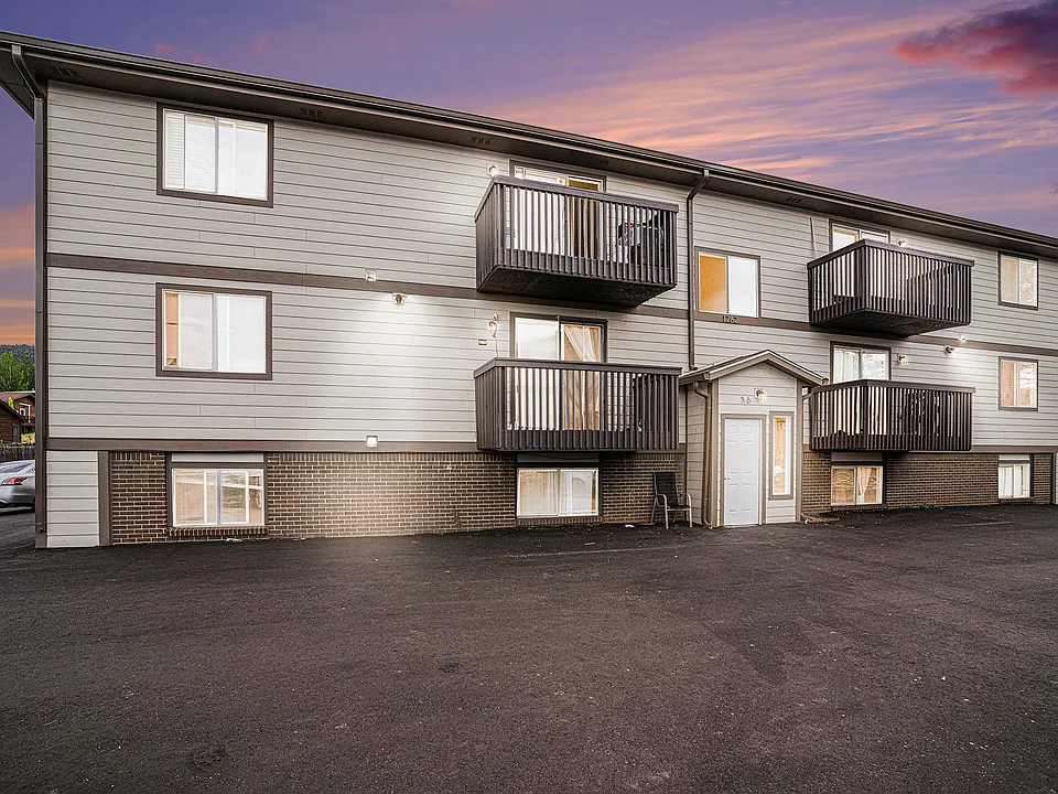 Fully Updated 2BD Condo