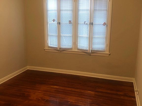 4th image of 437 N Oakhurst Dr #104
