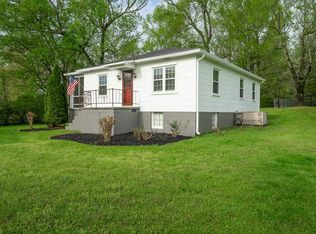 10477 Walden St, Soddy Daisy, TN 37379
