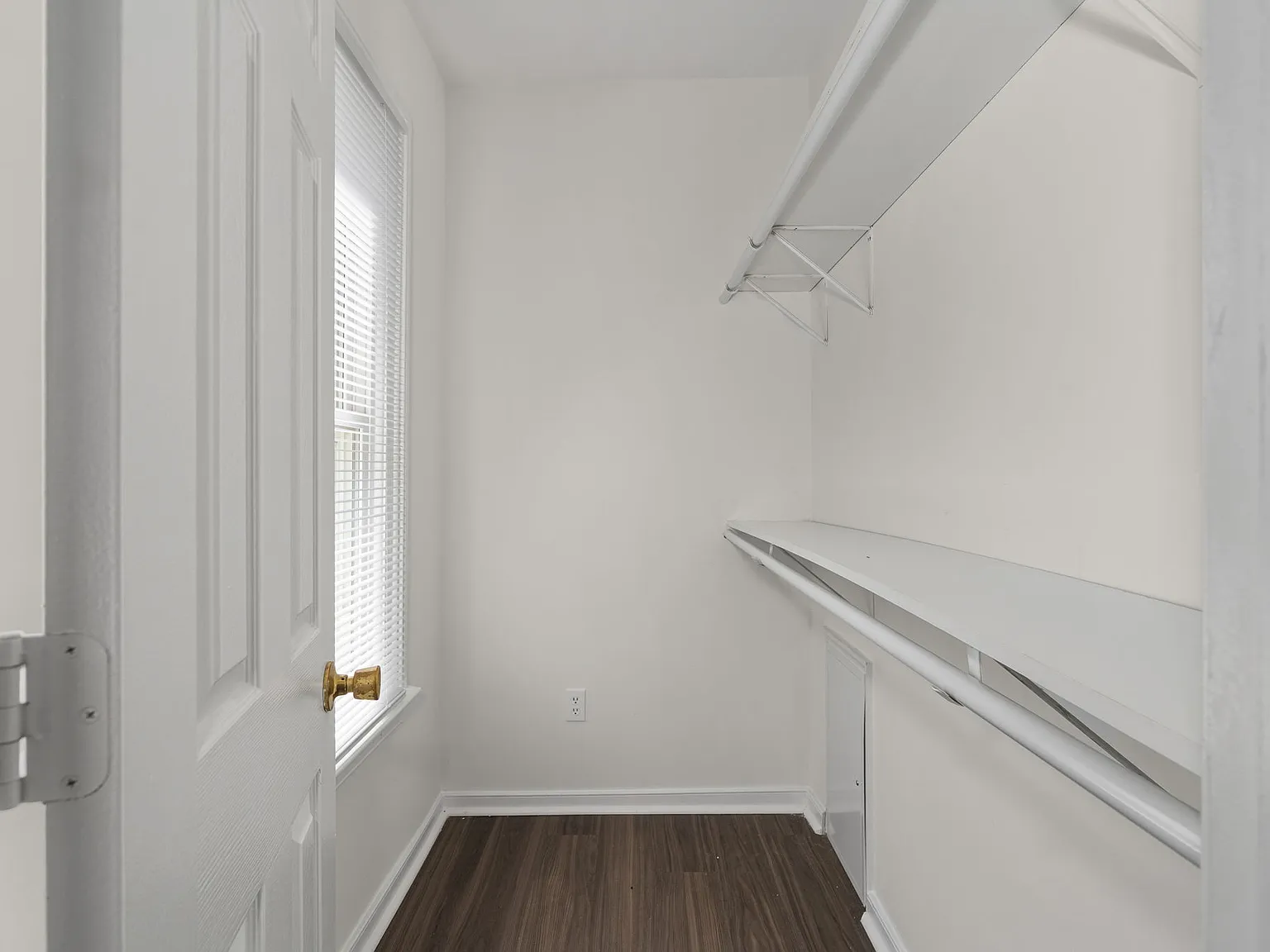 2 bed, 1490 sqft, $2,100 — Photo 4