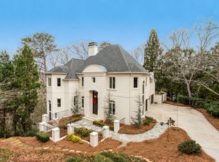 25 Pointe Ridge Dr, Sandy Springs, GA 30328