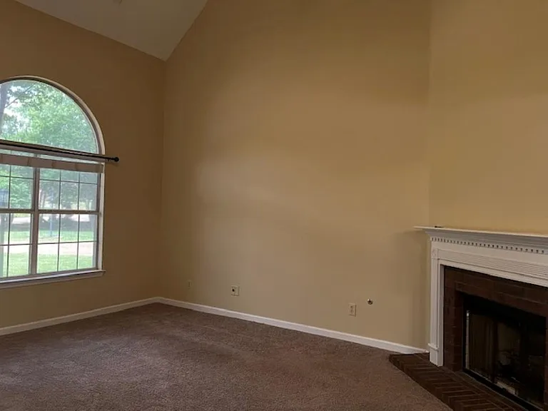 2972 Woodland Ash Cv — Photo 8