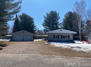 199 Miller Rd, Gwinn, MI 49841