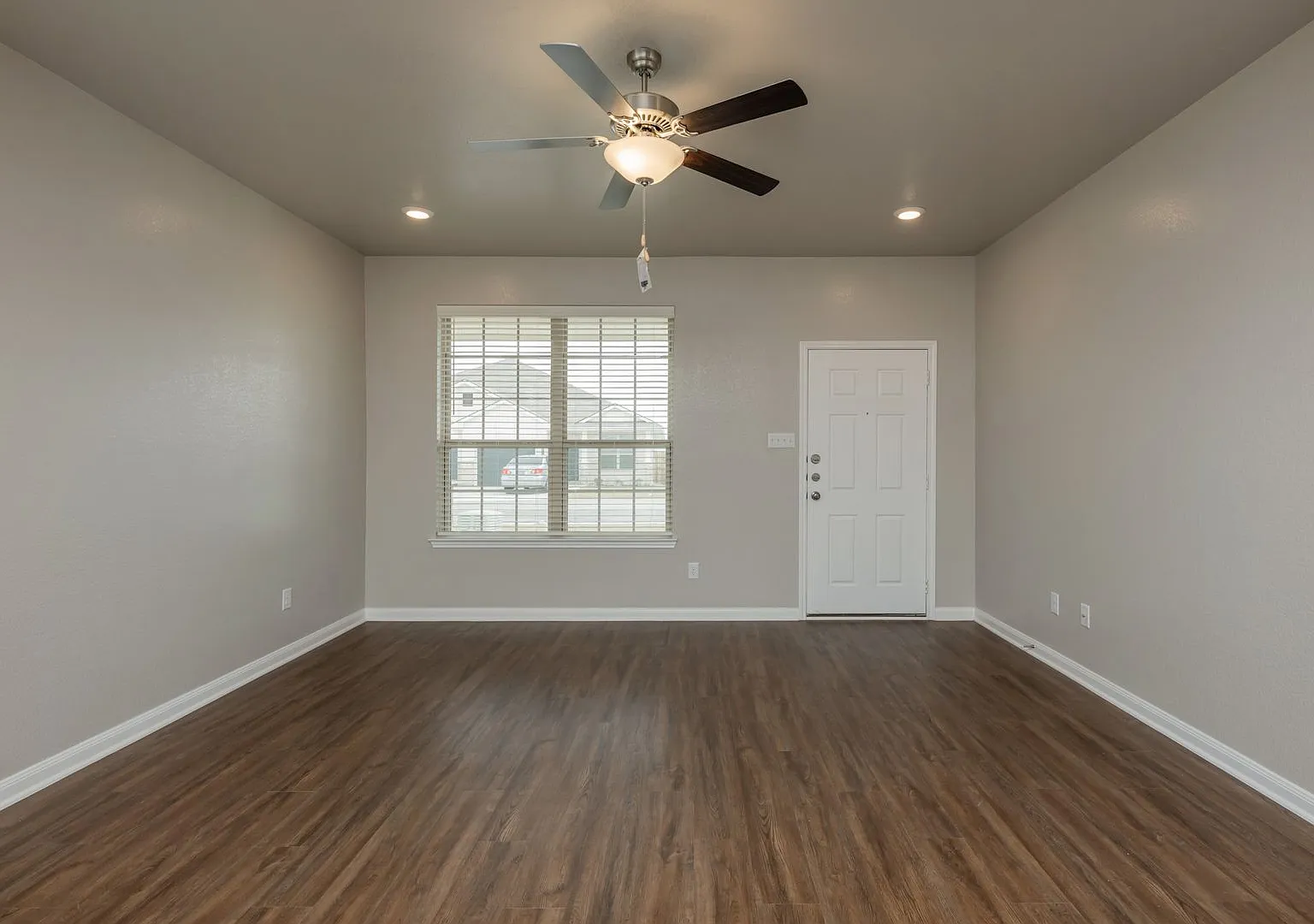 1547 Case Rd — Photo 3