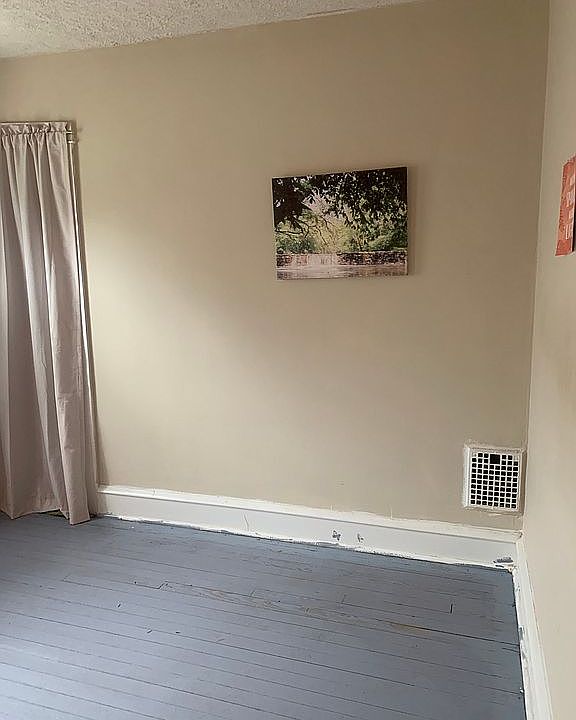 1st image of 31 Ogg Ave