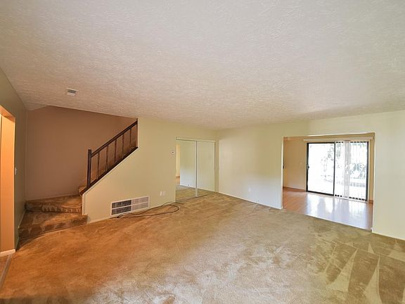 3rd image of 4457 Cushing Ln #772
