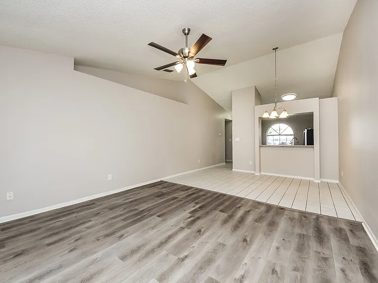 2468 Albaca Dr — Photo 5