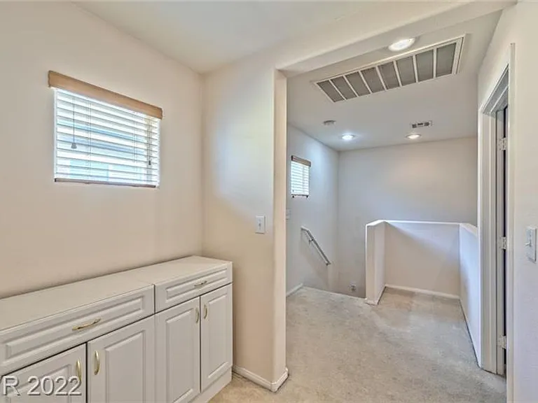 9501 Wooded Heights Ave — Photo 11