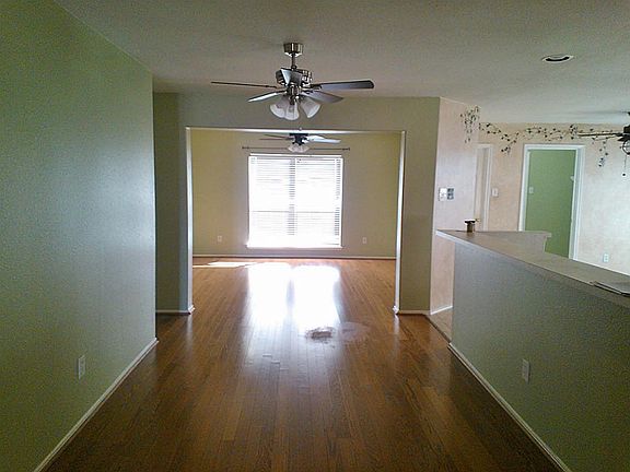 OPEN CONCEPT FLOORPLAN WITH FLEX ROOM