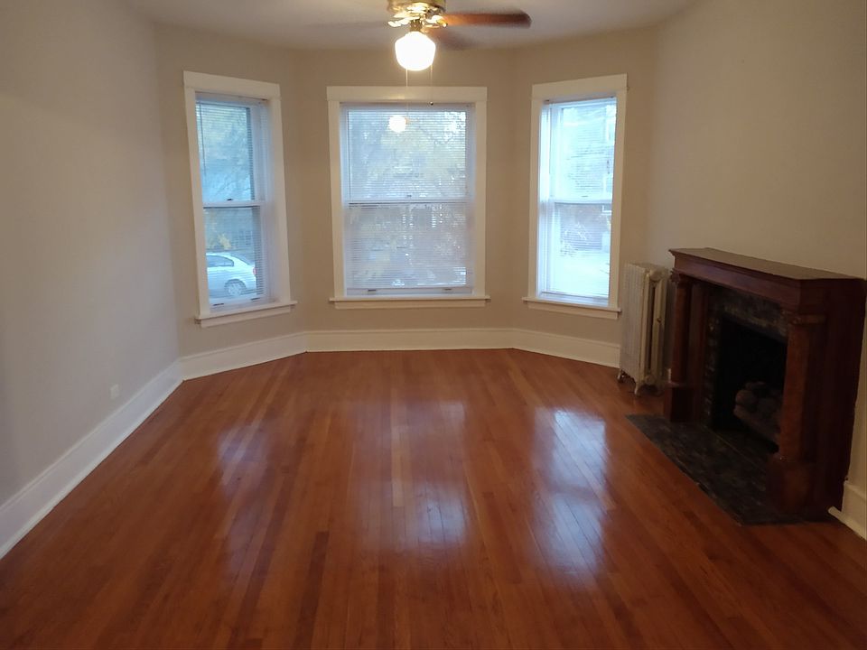 1st image of 1758 W Sunnyside Ave #2