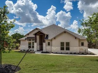 2142 Ranch Loop Dr, New Braunfels, TX 78132