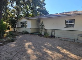 343 Apricot St, Oak View, CA 93022