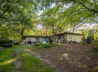 4109 High Hill Rd, West Middlesex, PA 16159