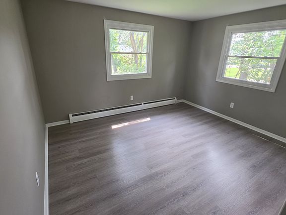 3rd image of 3577 N Vista St NW APT 3
